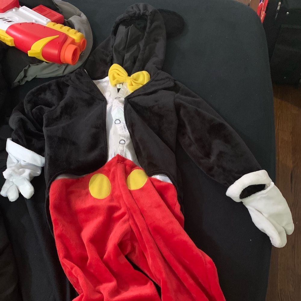 Mickey Mouse unisex costume❤️